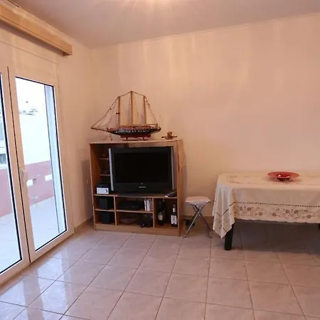 Penthouse, With Huge Veranda And Barbecue. Chania (Crete)