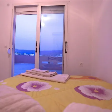 Penthouse, With Huge Veranda And Barbecue. Apartment Chania (Crete)